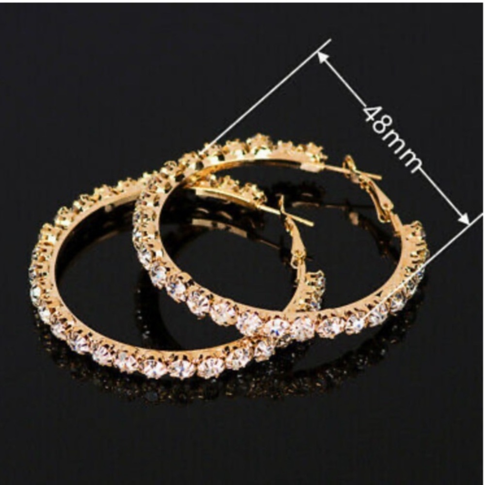 New 18k gold plated diamond hoop earrings - Picture 3 of 3